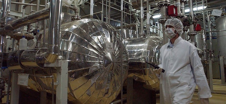 us-iran-talks-live:-nuclear-talks-to-kick-off-in-geneva-amid-tensions