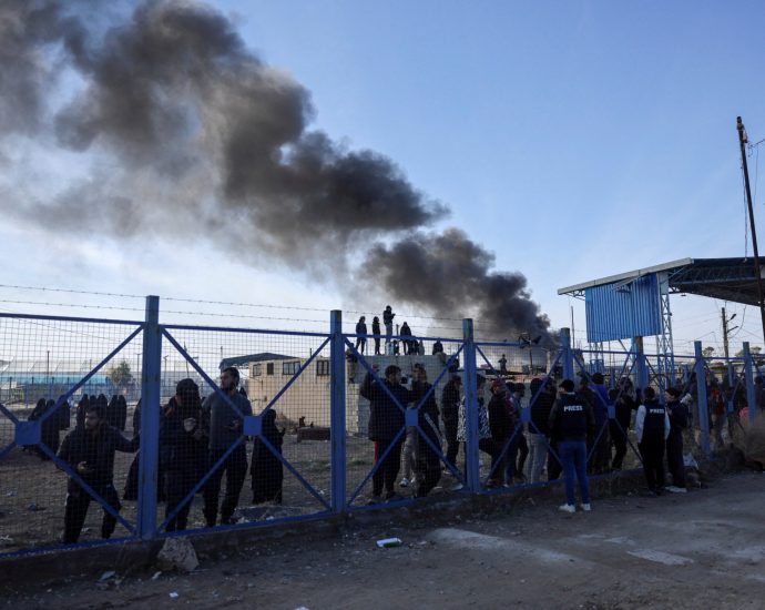 syria-confirms-‘mass-escape’-from-camp-housing-relatives-of-isil-fighters