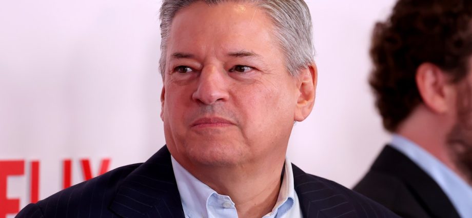 netflix-ceo-to-visit-white-house-as-republican-ag.s-turn-against-him