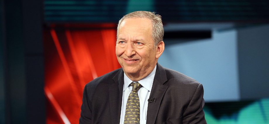 “i-will-always-be-grateful”:-larry-summers-resigns-from-harvard-over-epstein-files-fallout