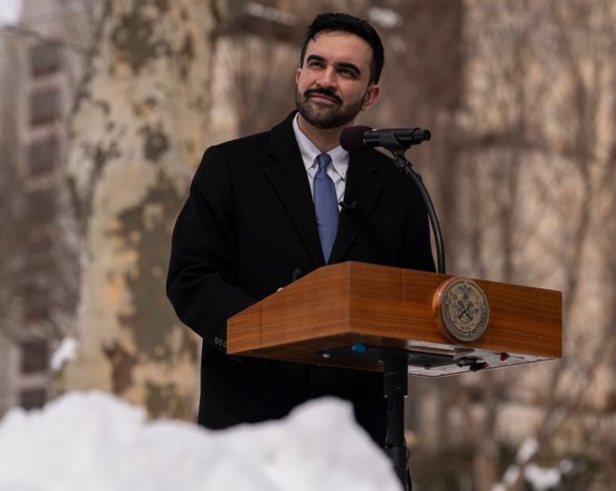 mayor-mamdani-tries-to-turn-down-the-heat-as-police-demand-blood-over-rowdy-snowball-fight