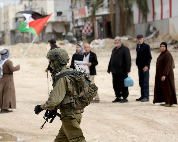 blood-tech:-uk’s-use-of-israeli-spyware-that-helps-underpin-a-genocide