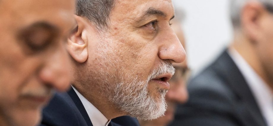 iranian-foreign-minister-says-us,-iran-moving-closer-to-deal