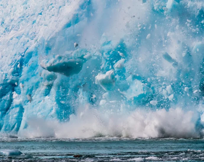 antarctica-just-saw-the-fastest-glacier-collapse-ever-recorded