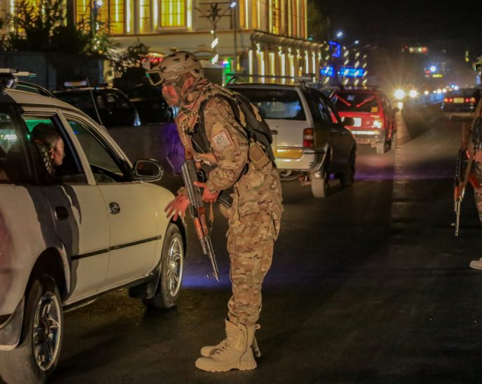 pakistan-says-‘patience-has-run-out’-as-it-bombs-taliban-across-afghanistan