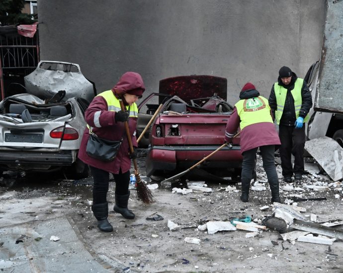 russia-ukraine-war:-list-of-key-events,-day-1,464