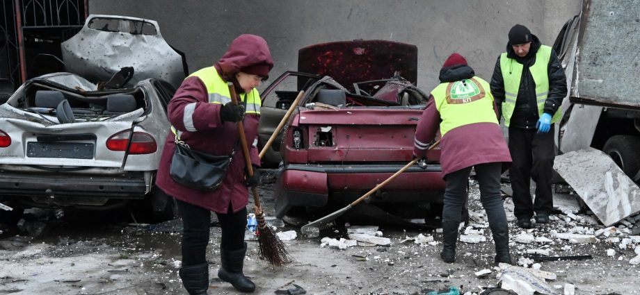 russia-ukraine-war:-list-of-key-events,-day-1,464