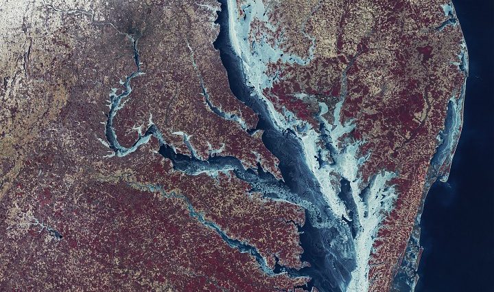 chesapeake-bay-locked-in-ice