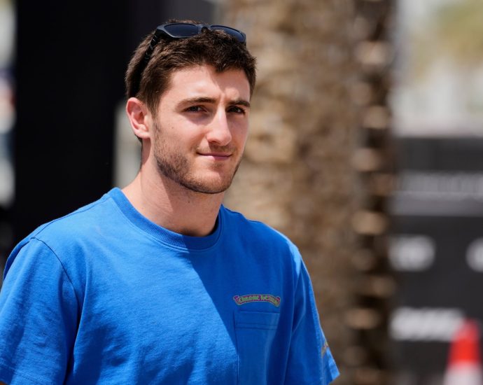 f1-driver-doohan-says-armed-men-confronted-him-in-miami-after-death-threats