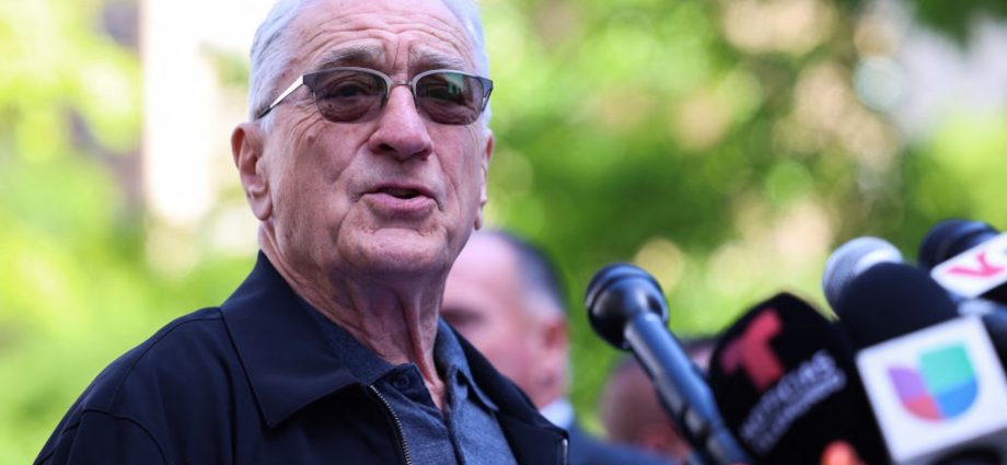 de-niro-skewers-the-traitor-speech-at-state-of-the-swamp