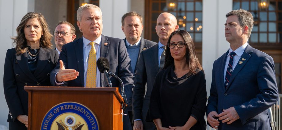 hillary-clinton-denies-ever-meeting-epstein-during-committee-hearing