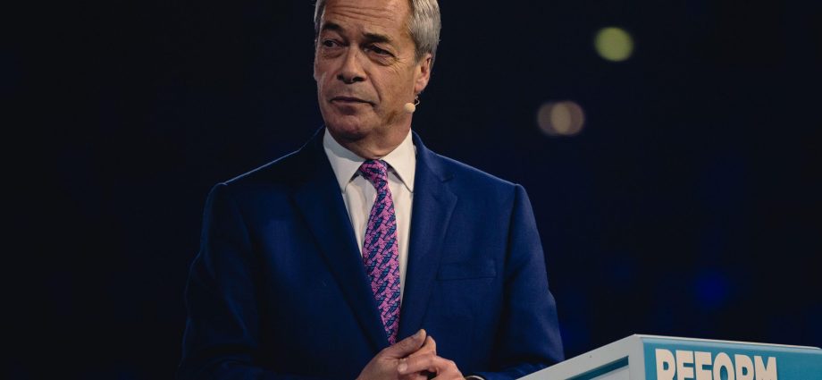 nigel-farage-paid-27,000-to-speak-at-pro-the-traitor-us.-think-tank