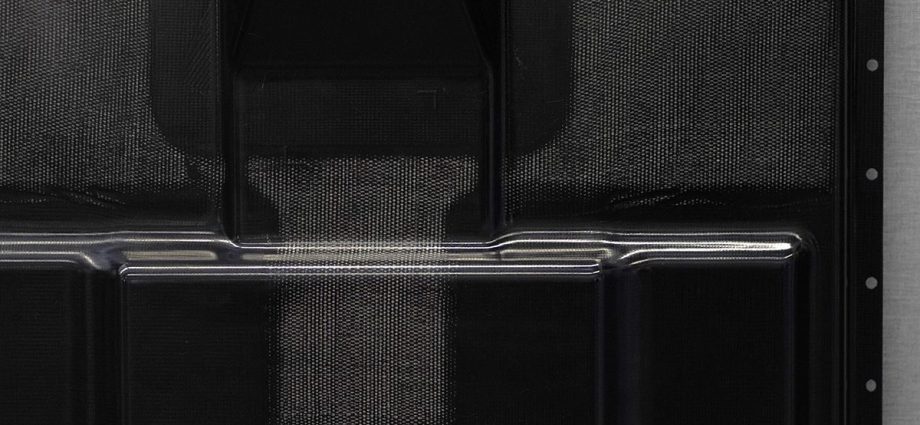 fibrecoat’s-alucoat-composite-ev-battery-case-integrates-emi-shielding,-passive-cooling