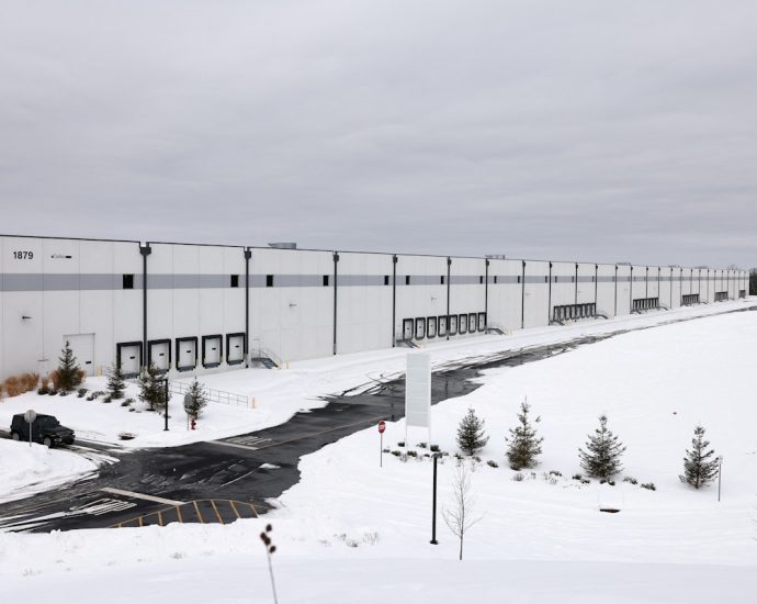 how-to-dismantle-a-concentration-camp