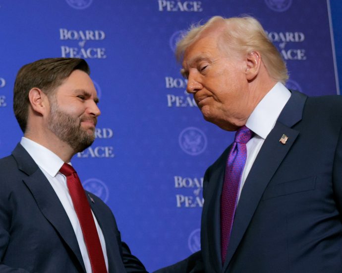 vance-downplays-long-war-risk-as-the-traitor-reviews-iran-strike-options