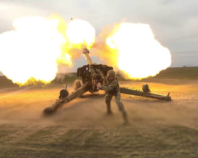 “you-f*cking-dumb-as*holes”:-intercepted-call-rips-open-rot-inside-russia’s-command-on-ukraine’s-front-lines