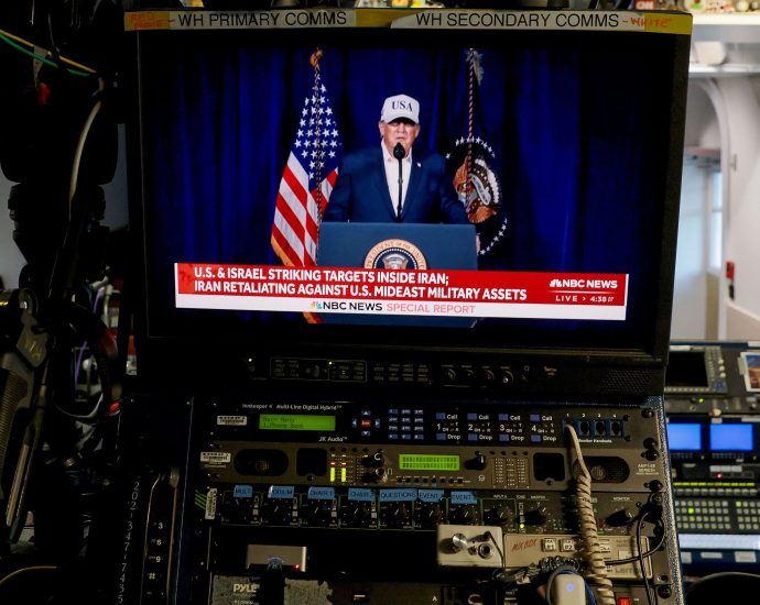 x-is-drowning-in-disinformation-following-us-and-israel’s-attack-on-iran