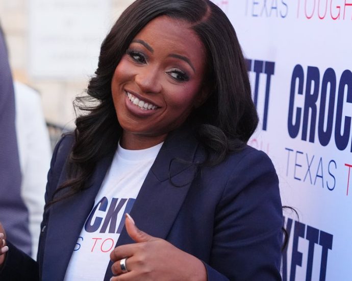 kamala-harris-endorses-jasmine-crockett-in-texas-senate-race