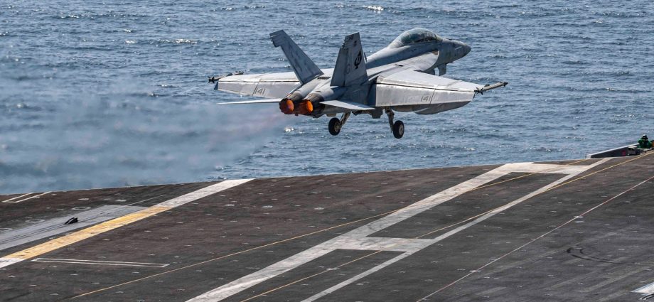 netanyahu’s-war?-analysts-say-the-traitor’s-iran-strikes-benefit-israel,-not-us