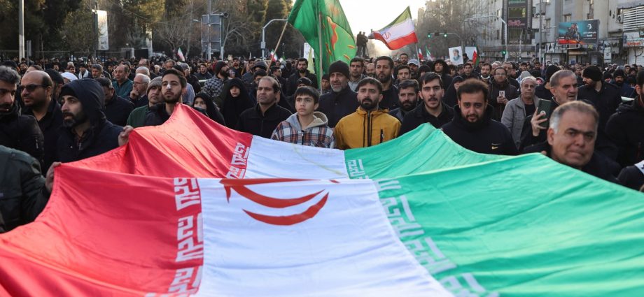 thousands-in-iran-mourn-khamenei’s-killing