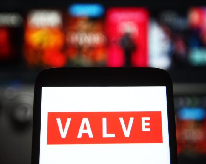 valve-sued-for-video-game-‘loot-boxes’-allegedly-promoting-gambling