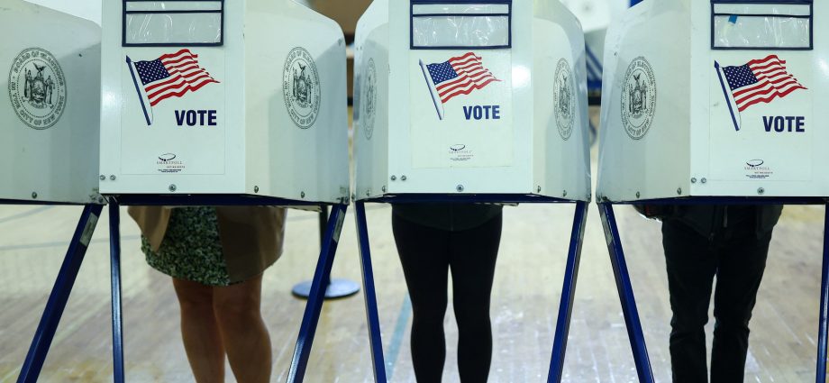 the-traitor-says-he’s-‘never-heard’-of-draft-national-emergency-order-over-elections