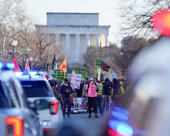 poll-suggests-only-a-quarter-of-americans-support-attacks-on-iran