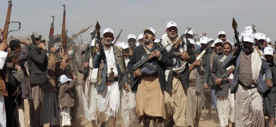 iran’s-‘axis-of-resistance’:-the-proxy-forces-shaping-mideast-conflicts