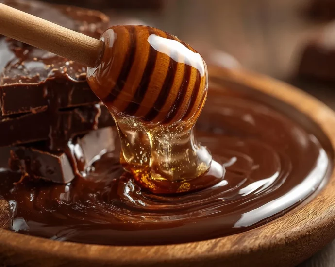 scientists-just-created-chocolate-honey-packed-with-surprising-health-perks