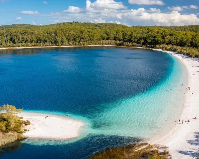 ancient-mystery-on-k’gari:-world’s-largest-sand-island-lakes-dried-up-during-rainy-era