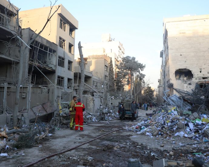 us-claims-destroyed-irgc-command-centre,-more-israel-attacks-on-tehran