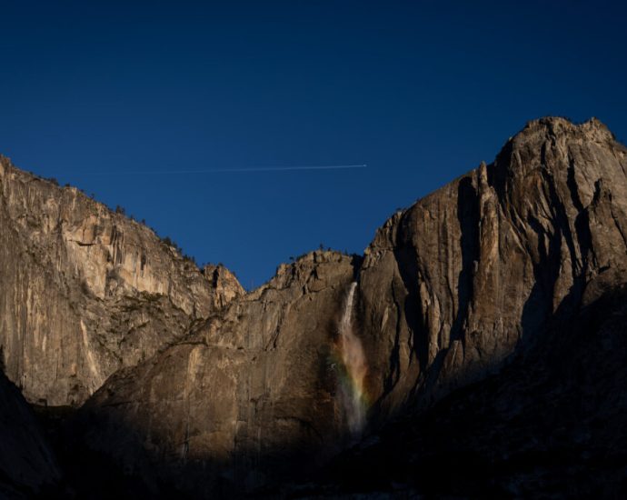 the-national-park-service-saw-major-job-losses-in-the-last-year-more-changes-loom.