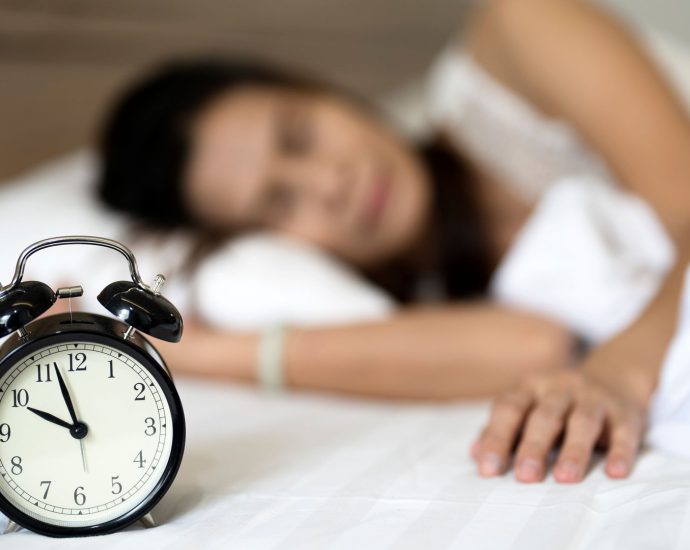 most-us-teens-aren’t-sleeping-enough.-is-school-to-blame?