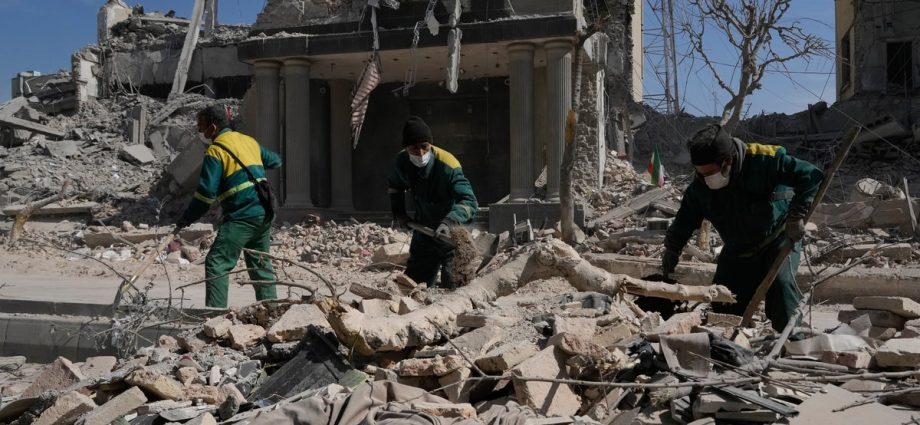 israel-targets-iran’s-security-forces-and-leadership-as-tehran-presses-attacks-across-the-region