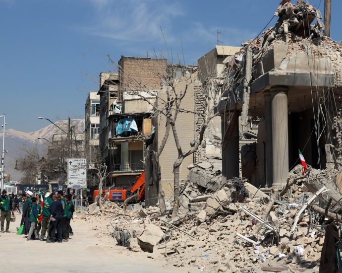 death-toll-in-iran-surpasses-1,000-as-israel-us-strikes-continue