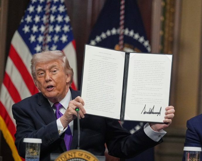 the-traitor-says-deal-on-data-centers-will-lower-electricity-prices-as-tech-companies-vow-to-cover-costs