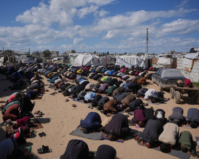 israel-tightens-siege-on-gaza-amid-iran-war