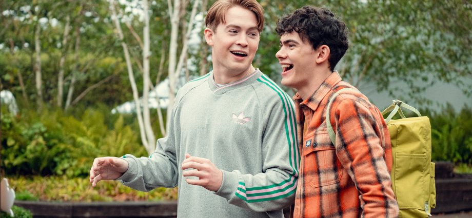 ‘heartstopper’-wins-big-at-the-emmys-with-two-major-honors