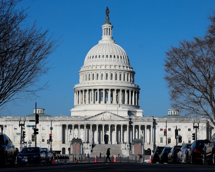 every-single-gop-senator-blocks-iran-war-powers-resolution—except-one