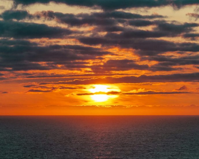 a-new-generation-of-climate-scientists-warm-up-to-solar-geoengineering