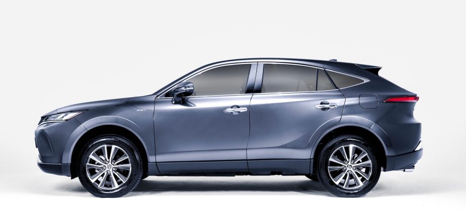 UMW Toyota Introduces Harrier 2.5 Hybrid in Malaysia From RM289,000