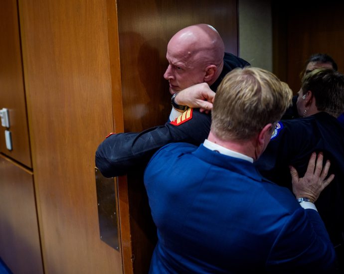 “unhinged”:-sen.-sheehy-accused-of-breaking-iran-war-protestor’s-arm