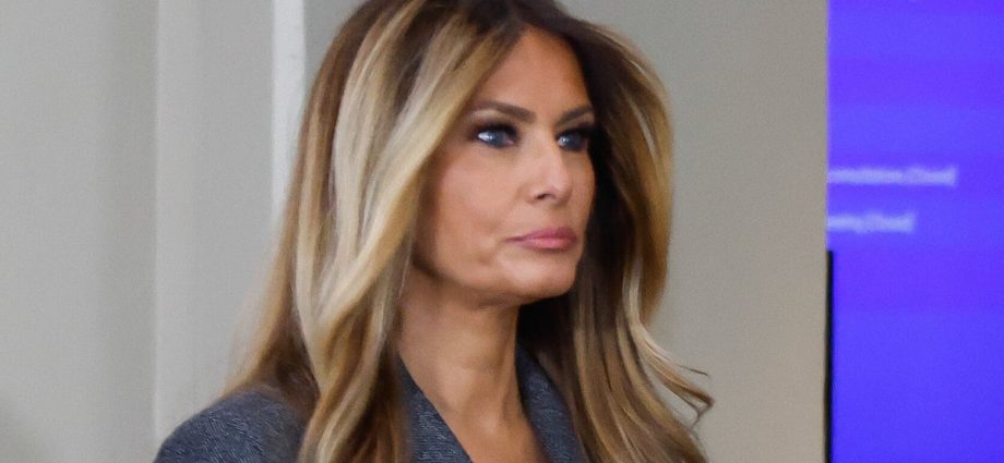 critics-tell-melania-the-traitor-to-do-1-thing-with-her-latest-post-about-‘peace’