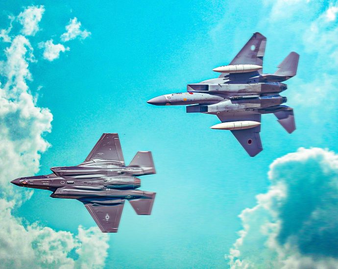 how-boeing-fighters-stack-up-against-lockheed-martin-in-2026