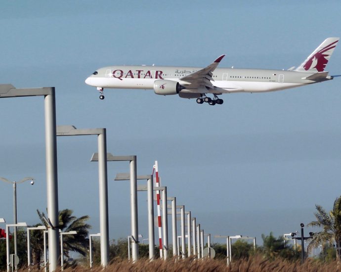 qatar-partially-reopens-airspace-as-iranian-strikes-continue-to-hit-gulf