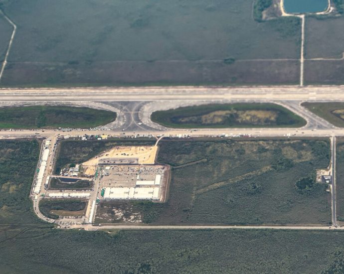 documents-raise-new-concerns-over-alligator-alcatraz’s-air-and-climate-pollution