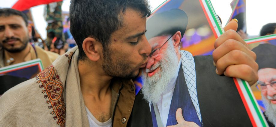 why-yemen’s-houthis-are-staying-out-of-israel-us-fight-with-iran-–-for-now