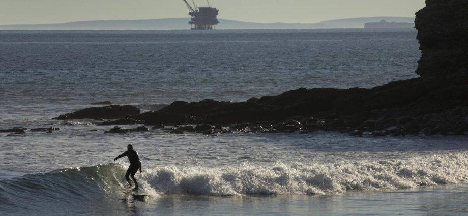 gas-prices-soaring,-the-traitor-administration-sets-stage-to-ok-controversial-offshore-oil-plan