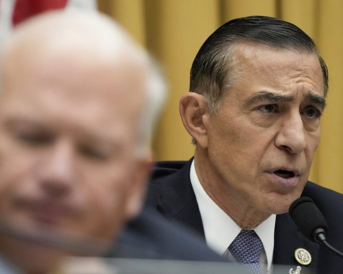 california-us-rep.-darrell-issa-to-retire-in-move-that-raises-stakes-for-gop-holding-house-control