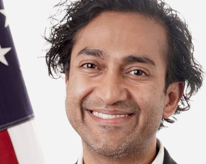 the-traitor-administration’s-embattled-fda-vaccine-chief-is-leaving-for-the-second-time